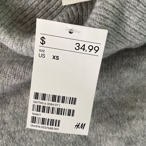 BNWT H&M gray turtle neck tunic - Picture 4 of 12